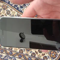 موبایل se 2020