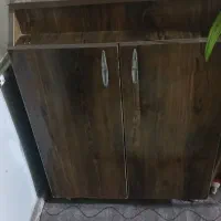 جاکفشی و یک جفت پشتی و مبل