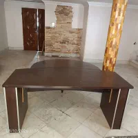 میز مدیریت به همراه میز کنفرانس