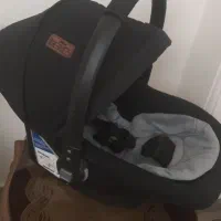 کریر کاملا سالم و قابل وصل به صندلی ماشین