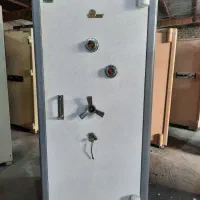 انبار گاوصندوق های حجیم / گاو صندوق کاوه خرم