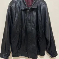 کت چرم ارجینال سایز ایکس لارج به لارج میخوره