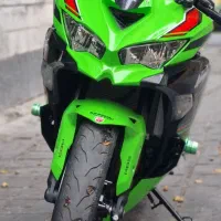کاوازاکی ZX-25R چهارسیلندر