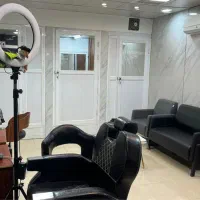 واگذاری سالن با تمام وسایل و تابلو|اجارهٔ دفتر کار، اتاق اداری، مطب|شیراز, فرهنگ شهر|دیوار