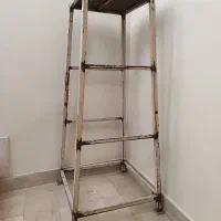 نردبان فلزی