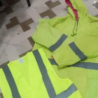 (لباس)|لباس|گله دار, |دیوار