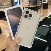 iPhone 16 promax  کارکرده در حد اکبند باطری 100