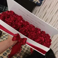 گل مصنوعی با روبان