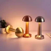 چراغ رومیزی طرح Retro