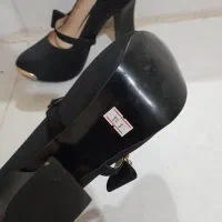 کفش مجلسی زنانه|کیف، کفش، کمربند|تربت جام, بیست متری منبع آب|دیوار