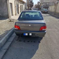 پراید ۱۳۲ بی رنگ‌