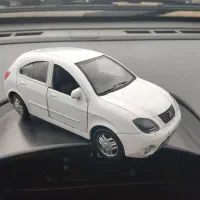 یک عدد ماشین فلزی تیبا دو