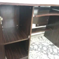 میز تحریر و رایانه