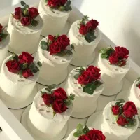 سفارش مینی کیک خواستگاری و کیک تولد