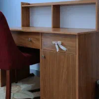 میز تحریر چوبی