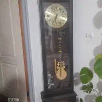 ساعت ایستاده در حد