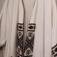 گیپور ۶۰۰تومن و مانتو سفید ۱تومن|لباس|شیراز, قدوسی شرقی|دیوار