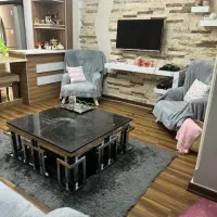 میز فلزی با رویه سنگی