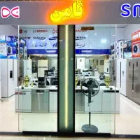 کارگرساده نیروی ساده جوان فروشنده لوازم خانگی