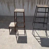 چهار پایه فلزی