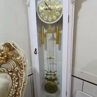 ساعت کاملا سالم