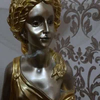 آباژور همراه میز|چراغ خواب و آباژور|مشکیندشت, |دیوار