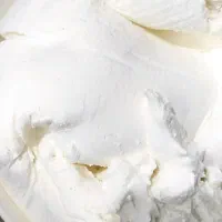 ماست چکیده تازه پر چرب