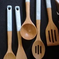 سرویس قاشق چنگال استیل و‌کفگیرملاقه چوبی یونیک