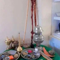 سر  کتاب  طا لع بین دقیق.