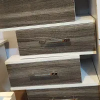 دو عدد دراور به همراه اینه قدی ریلی قفسه و کشودار|تخت و سرویس خواب|اصفهان, شیخ اشراق|دیوار
