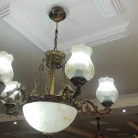 دو عدد لوستر برنز وکم کار در حد نو۲۵ تومن