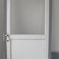 درب الومینیومی سرویس