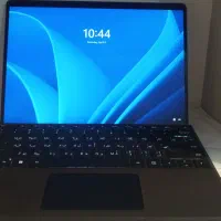 سرفیس پرو ۸ با قلم و صفحه کلید