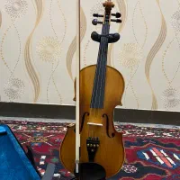 ویولن تی اف دو ماه کار کرده