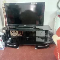 تلویزیون ومیز