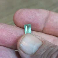 زمرد گارنت وزبرجد|جواهرات|ری, علایین|دیوار