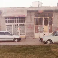 دو دهنه مغازه 80 متر