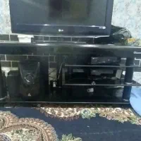 تلویزون  با میز