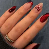 کاشت ناخن تخصصی وتضمینی فقط۳۰۰