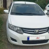 آریو اتوماتیک 1600cc، مدل ۱۳۹۴