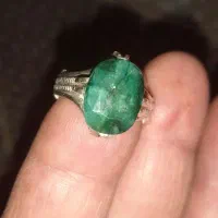 انگشتر زمرد