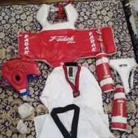 ست کامل تکواندو