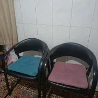 صندلی مبل ومیز وسط