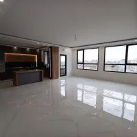 200 متر 4 خوابه با 90متر حیاط اختصاصی