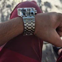 ساعت غول پیکر|ساعت|یاسوج, |دیوار