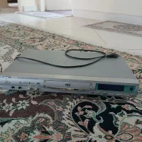 یک دستگاه وی سی دی یک دستگاه دی وی دی
