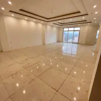 آپارتمان ۱۶۰ متری با بالکن چیدنی و ویودار