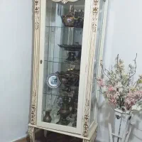ویترین چوبی تمیزوسالم