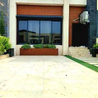 فلت-دارای-ستون-مهندسی-ساز-فول-مبله-شهرکی