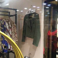 همکار خانم جهت همکاری در بوتیک زنانه